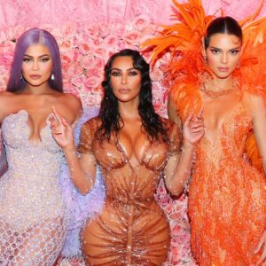 Kim Kardashian & Kylie Jenner Address “Kardashian Curse” 