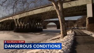 Frigid cold brings quiet streets, warm gestures in Philadelphia