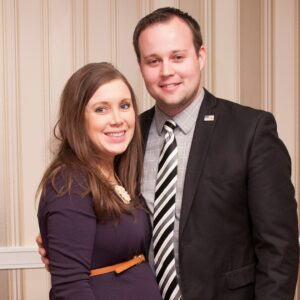 Josh Duggar’s Wife Anna Duggar Returns to Instagram