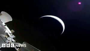 Artemis II blasts closer to the far side of the Moon